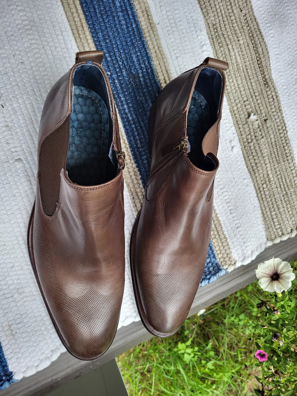 Usher Green pre owned